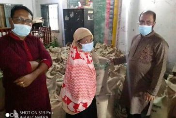 খর্ণিয়া ইউনিয়ন পরিষদে চাল বিতরণ
