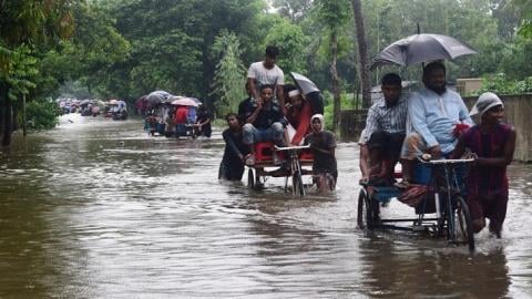 দীর্ঘস্থায়ী হতে পারে দক্ষিণাঞ্চলের বন্যা