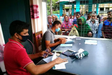 কলারোয়া উপজেলা সমাজসেবা অফিসে প্রায় সাড়ে ১১লক্ষ টাকা বিতরণ