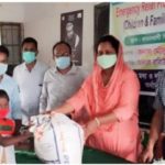 কলারোয়া উপজেলা নির্বাহী অফিসার খাদ্য সামগ্রী বিতরণ করলেন হত দরিদ্র শিশু পরিবারের মাঝে