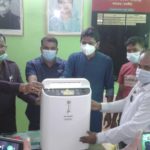 কলারোয়া উপজেলা স্বাস্থ্য কমপ্লেক্সে অক্সিজেন ভেন্টিলেশান প্রদান