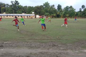 কলারোয়ার কেঁড়াগাছি প্রীতি ফুটবল ম‍্যাচে সাতক্ষীরার ঘোনাকে হারিয়ে স্বাগতিকদের জয়