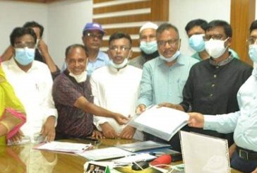 প্রধানমন্ত্রী বরাবর নিরাপদ সড়ক চাই খুলনার উদ্দোগে স্মারকলিপি পেশ