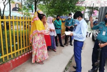 খুলনা মেডিকেল কলেজ হাসপাতাল প্রাঙ্গণে চারজন দালালকে মোবাইল কোর্টের মাধ্যমে জরিমানা