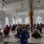 করোনায় মৃত্যুবরনকারী ওসি আরিফুর রহমানের আত্মার মাগফেরাত কামনা করে কলারোয়া থানা মসজিদে দোয়া অনুষ্ঠিত