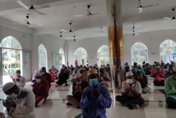 করোনায় মৃত্যুবরনকারী ওসি আরিফুর রহমানের আত্মার মাগফেরাত কামনা করে কলারোয়া থানা মসজিদে দোয়া অনুষ্ঠিত
