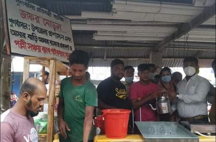 মানবতার দৃষ্টান্ত স্থাপন করলেন ইউএনও এবিএম খালিদ হোসেন সিদ্দিকী
