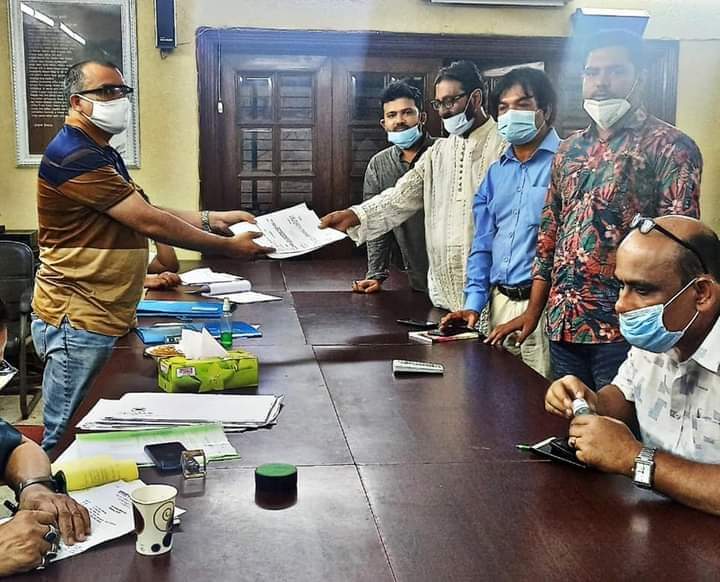 পাইকগাছায় উপ-নির্বাচন মনোনয়ন সংগ্রহ করলেন মন্টু