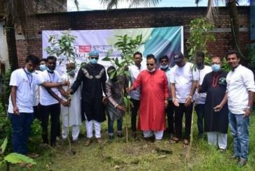 সবুজ কয়রা গড়ার দৃঢ়প্রত্যয়ে ব্যতিক্রমী উদ্যোগ