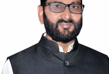 পাইকগাছায় উপ- নির্বাচনে নৌকার মাঝি হলেন আনোয়ার ইকবল মন্টু