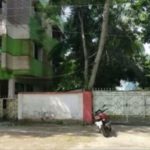 খুলনার ডুমুরিয়া উপজেলা পরিষদে  বহিরাগতদের গভীর রাতেও চলাচল