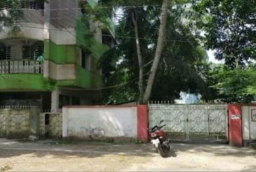 খুলনার ডুমুরিয়া উপজেলা পরিষদে  বহিরাগতদের গভীর রাতেও চলাচল