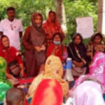 পাইকগাছায় স্বামীর নৌকা প্রতীকের পক্ষে নির্বাচনী প্রচারণায় স্ত্রী খাদিজা ইকবাল
