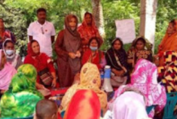পাইকগাছায় স্বামীর নৌকা প্রতীকের পক্ষে নির্বাচনী প্রচারণায় স্ত্রী খাদিজা ইকবাল