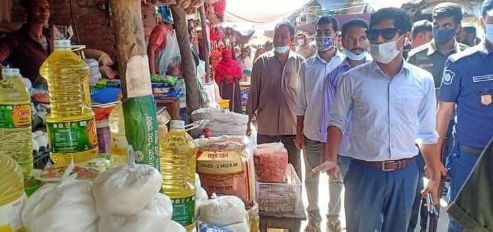কপিলমুনিতে আলুর দাম বৃদ্ধি পাওয়ায় মোবাইল কোর্ট  জরিমানা