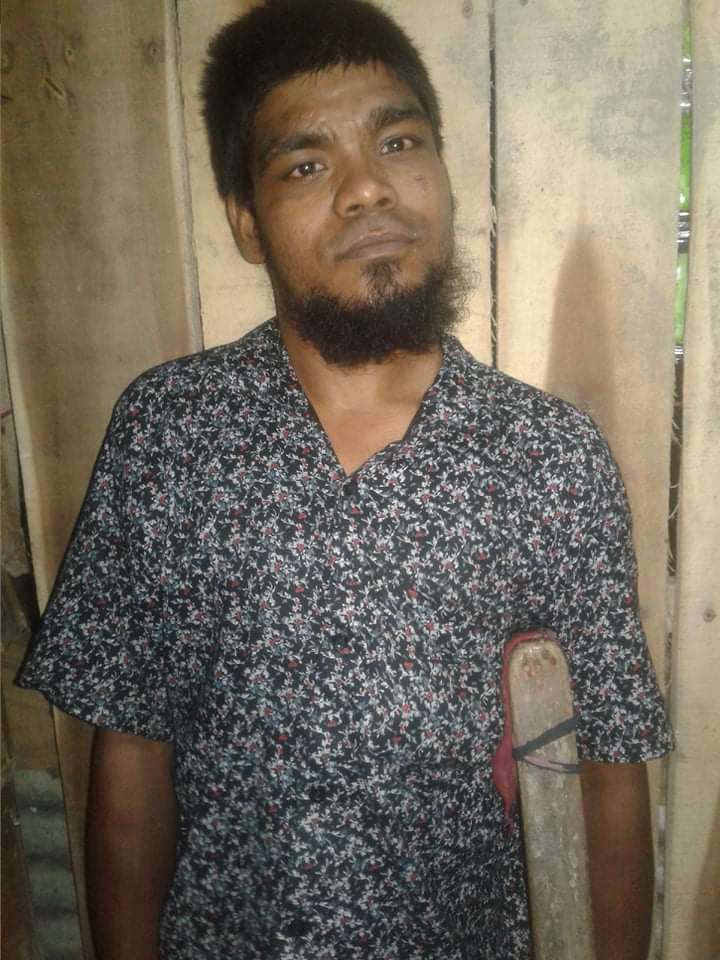প্রতিবন্ধী আরিফুলের সাহায্য’র আবেদন