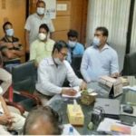ডুমুরিয়ায় বরাদ্দকৃত চাল বিক্রি করে প্রতি মণ্ডপে অর্থ প্রদান