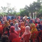 কলারোয়ার বাকসায় আমরা সেবক একতা সংঘ’র খাদ্য সামগ্রী বিতরণ