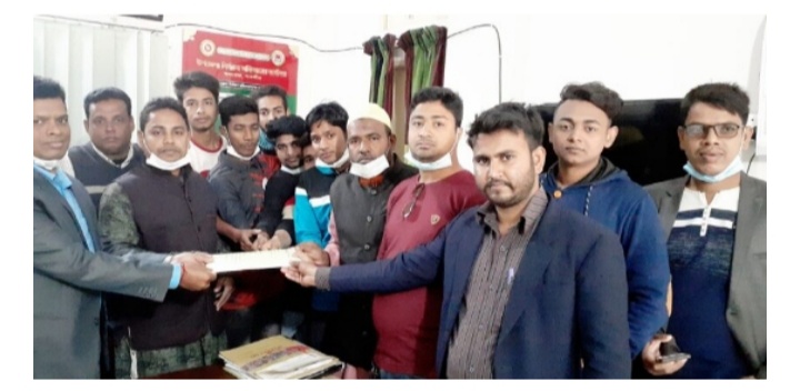 সাংবাদিক মুজাহিদুল ইসলামের কলারোয়া পৌরসভা নির্বাচনে কাউন্সিলর পদে মনোনয়ন সংগ্রহ