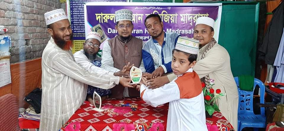 বিজয় দিবস উপলক্ষে জামতলা হাফেজীয়া মাদরাসার নানা আয়োজন