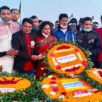 বঙ্গবন্ধু আইন ছাত্র পরিষদ খুলনা মহানগরের শহিদ বেদিতে শ্রদ্ধা নিবেদন