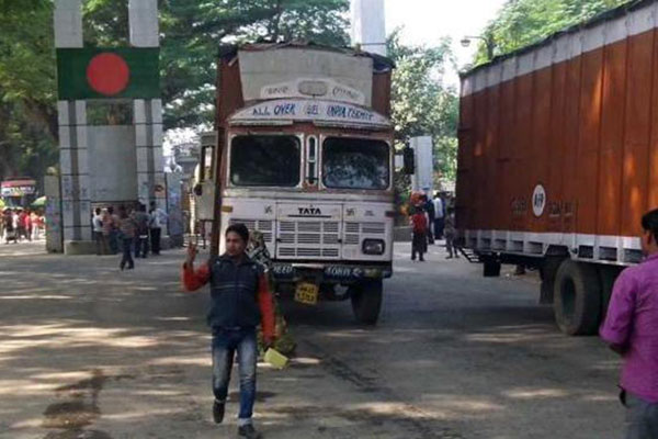 বেনাপোল চেকপোষ্ট সিলগালা