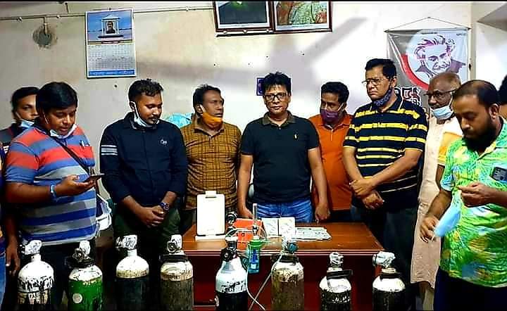 কালিগঞ্জে করোনা রোগীর অক্সিজেন সংকটে বাড়ি বাড়ি অক্সিজেন সরবরাহের উদ্ধোধন