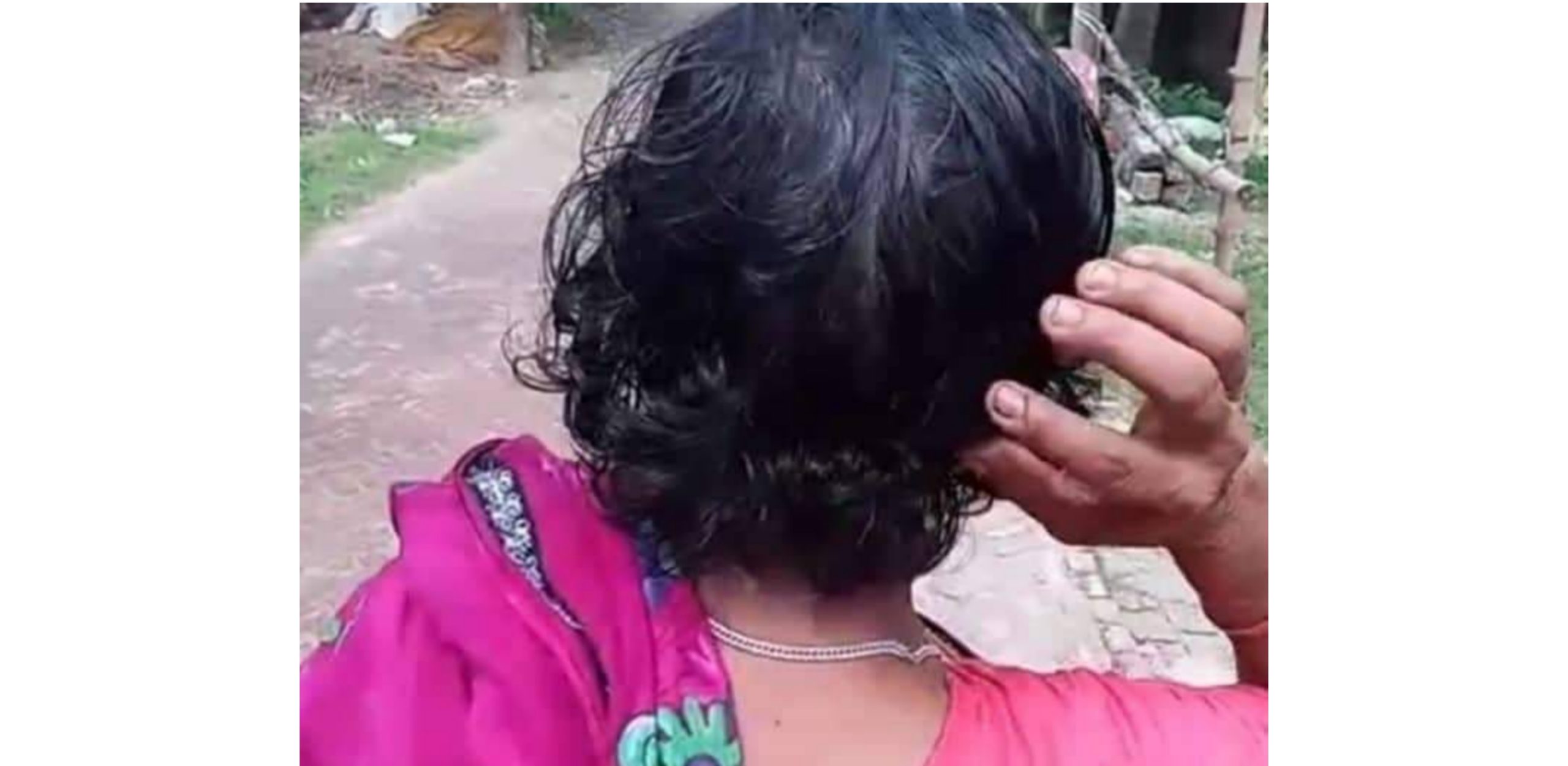 ইট চুরির অভিযোগে গৃহবধূকে নির্যাতন