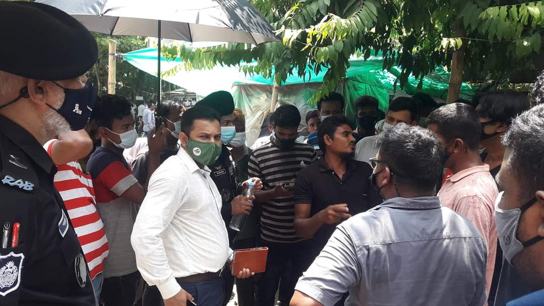 সাতক্ষীরায় দালাল চক্রের ৫ জন আটক,জরিমানা ও সাজা প্রদান