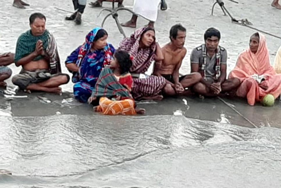 সুন্দরবনে দুবলার চরে রাস পূর্ণিমার পুণ্যস্নান, হবে না রাস মেলা
