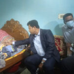 ভরণপোষণ না পেয়ে সন্তানের বিরুদ্ধে আদালতে মামলা করা বৃদ্ধার পাশে জেলা প্রশাসন