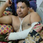 কলারোয়ায় ইউপি সদস্যকে পিটিয়ে জখম ও টাকা ছিনতাই,আটক ১