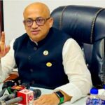 প্রজাতন্ত্রের কর্মচারীরা অশোভন আচরণ করতে পারেন না : তথ্য ও সম্প্রচার প্রতিমন্ত্রী ডা. মুরাদ