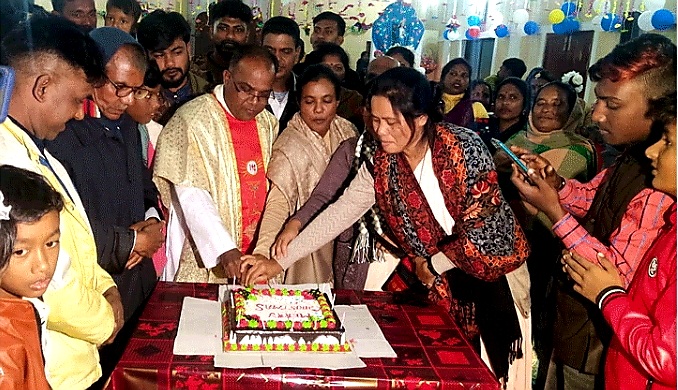 বাগেরহাটের ১৭ গির্জায় চলছে বড়দিনের উৎসব