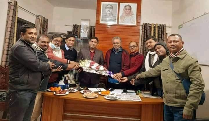 কলারোয়া প্রেসক্লাব নেতৃবৃন্দের সাথে নবাগত ওসির মতবিনিময়