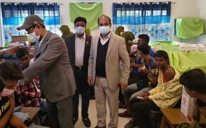 কলারোয়ায় শিক্ষার্থীদের করোনা টিকা প্রদানের ৩য় দিনে তিন হাজার টিকা প্রদান