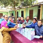 বিরামপুরে উৎসব মূখর পরিবেশে বই বিতরণ