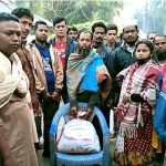 কচুয়ায় ঘুর্ণিঝড়ে নিহত জেলে পরিবারের মাঝে মৎস্যজীবিলীগের খাদ্য সামগ্রী বিতরণ
