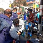 হেলমেট না থাকলে গুণতে হচ্ছে জরিমানা