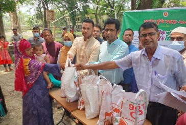 কলারোয়ায় জাতীয় পুষ্টি সপ্তাহ উপলক্ষে দুস্থ পরিবারের মাঝে খাদ্য সামগ্রী বিতরণ