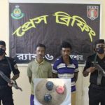শার্শায় ৩ টি ককটেলসহ ২ দুর্বৃত্ত আটক