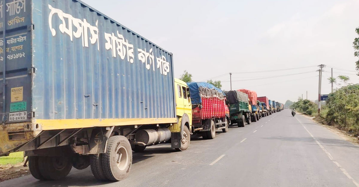 দৌলতদিয়া-পাটুরিয়ায় ঈদের আগে-পরে ১০ দিন বন্ধ থাকবে ট্রাক পারাপার
