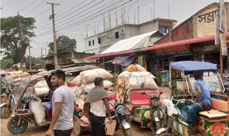কৃষকের ধান কেনার সময় সাড়ে ৪২ কেজিতে এক মণ!