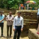 পাইকগাছা কপিলমুনির প্রত্নতাত্ত্বিক ঢিবি পরিদর্শনে জেলা প্রশাসক মো: মনিরুজ্জামান তালুকদার
