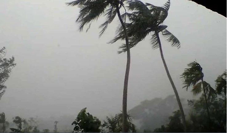 দেশের বিভিন্ন অঞ্চলে ঝড়ের আভাস