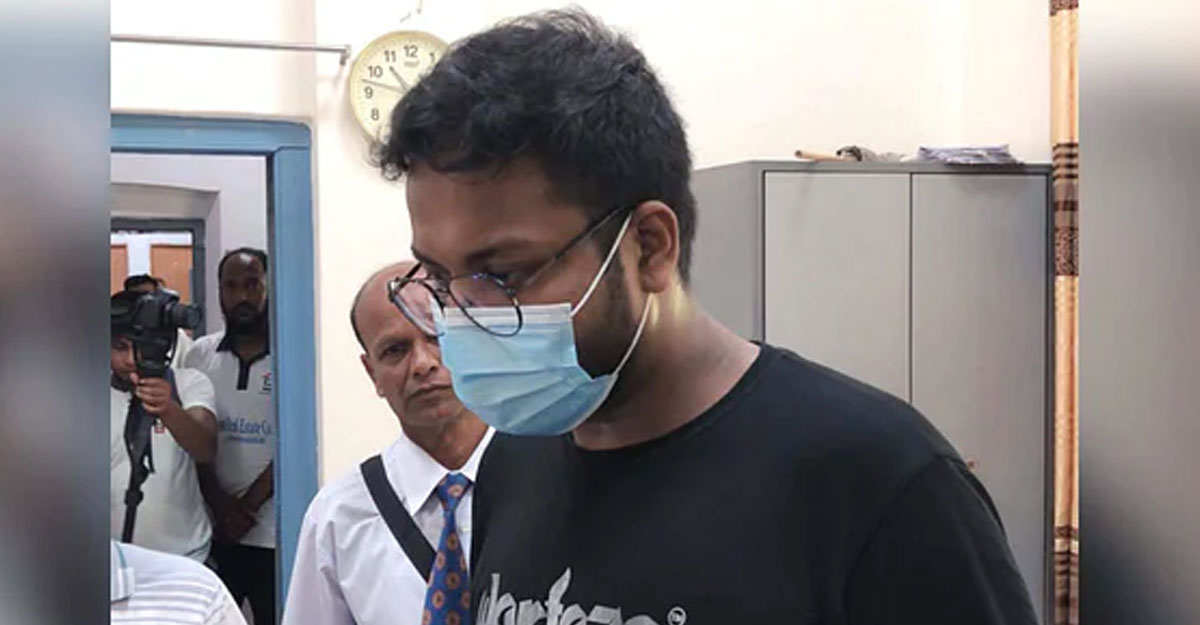 গণমাধ্যমই দেশের একমাত্র বিরোধীদলঃ রেলমন্ত্রীর স্ত্রীর ভাগ্নে।