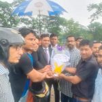 খুলনায় সাঈদ আহামেদ রাজাকে  বঙ্গবন্ধু আইন ছাত্র পরিষদের ফুলের শুভেচ্ছা