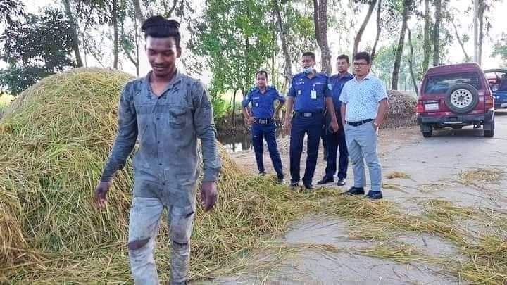 বিরামপুরে সড়ক দূর্ঘটনা এড়াতে ইউএনও’র অভিযান