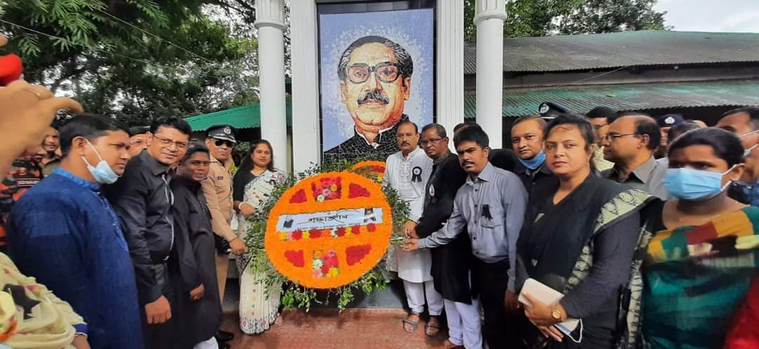 কলারোয়ায় উপজেলা প্রশাসনের নানান আয়োজনে জাতীয় শোক দিবস পালিত