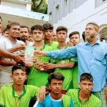 পাইকগাছার আগড়ঘাটায় প্রীতি ফুটবল ম্যাচে ২-১ গোলে জয়ী স্কুল ম্যানেজিং কমিটি